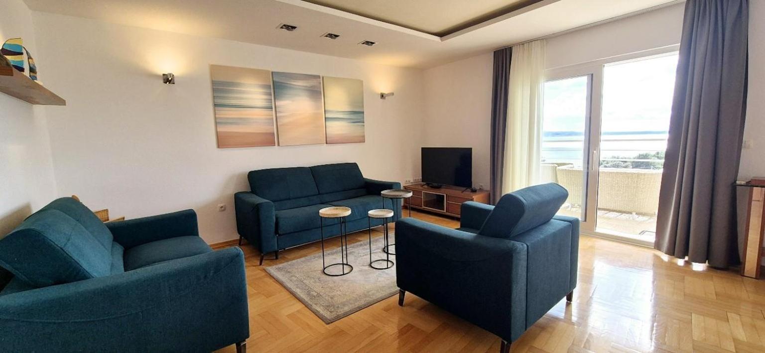 ספליט Sea View- Spacious Apartment With Shared Pool מראה חיצוני תמונה